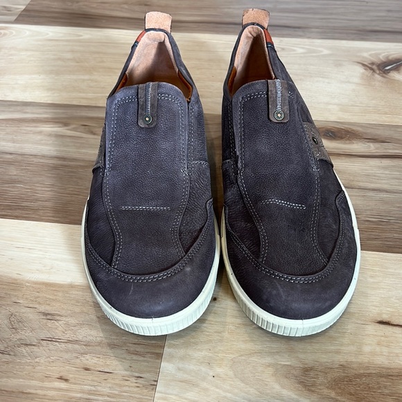 Ecco Other - Men’s Ecco slip-on shoes. Great condition. Sz 46 = 12/12.5